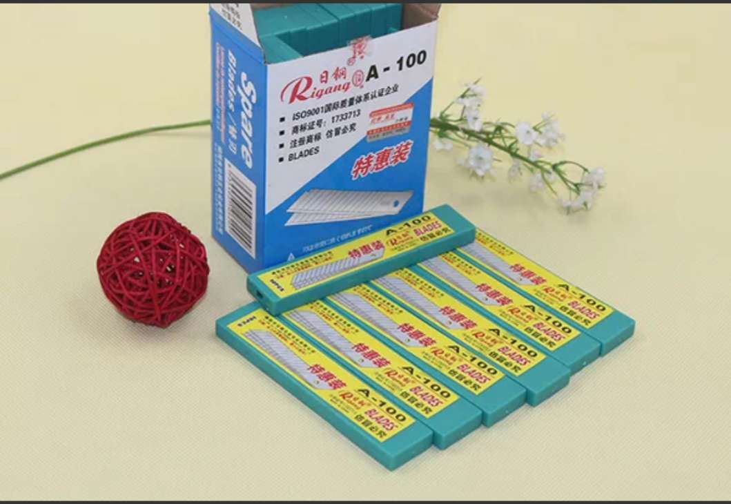 美工刀刀片 日钢刀片嘉禾同款大号介刀片 18MM裁纸开箱备用刀片细节图