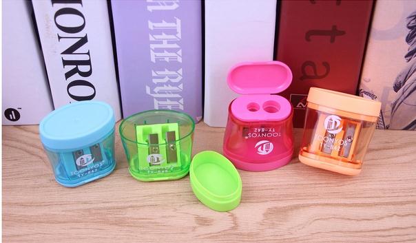 Dongyang 842 Office Double-hole Large and Small hole Flip Cover Pencil Sharpener Student Prize