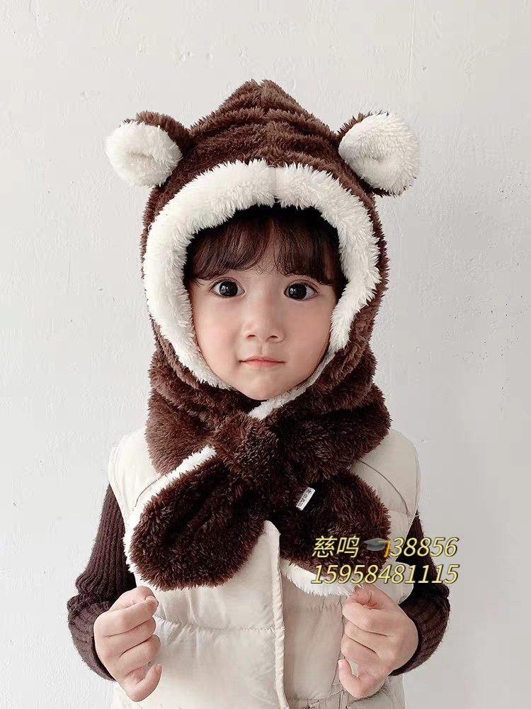 Wear rabbits and bear bears on both sides undefined