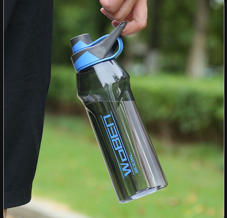 学生水杯随手杯旅行杯/大容量塑料运动水壶/太空杯大容量塑料水杯产品图