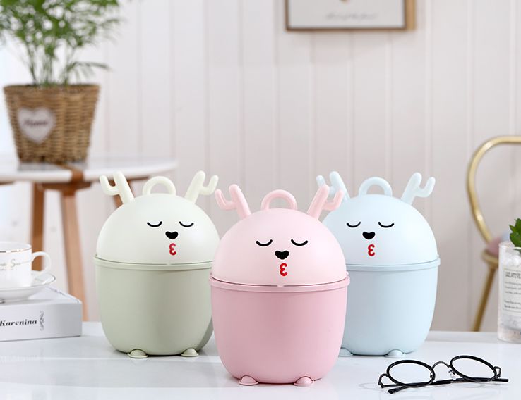 Cartoon Deer compact desktop multi-functional trash can