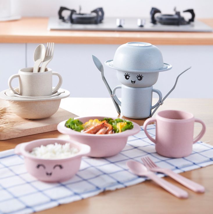 小麦秸秆儿童碗餐具套装卡通造型叉勺水果盘碗产品图