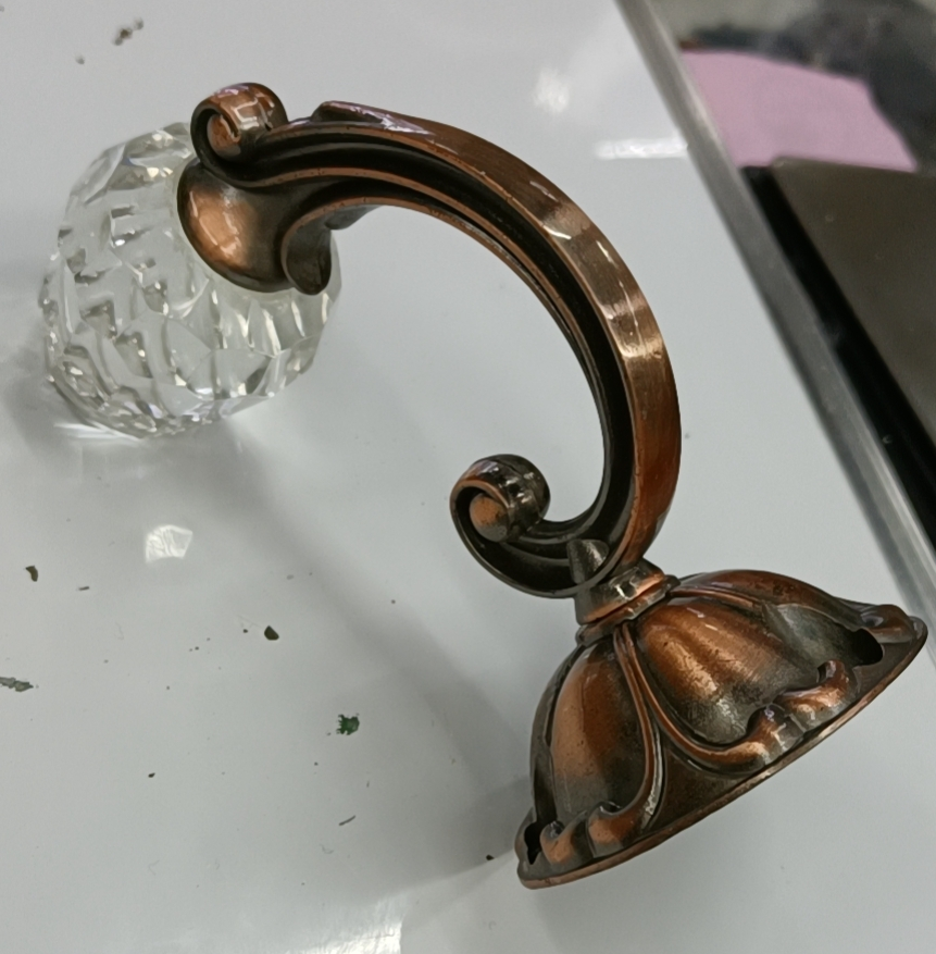 蝶飞舞窗饰 热销爆款窗帘水晶挂钩 墙钩简约现代合金窗帘配件固定钩配饰详情图2