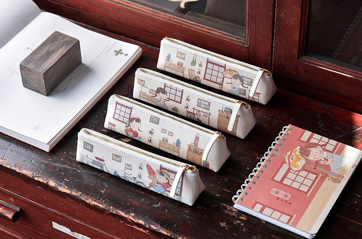 Simple Korean stationery bag Junior high school students high school students writing box cute cartoon hemp ball pen box boys and girls creative pencil bag small and portable thumbnail