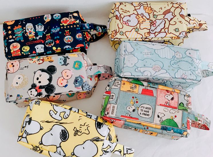Cute cartoon character pen bag Waterproof makeup bag Korean student school supplies storage bag