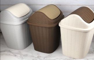 9803--1方形摇盖垃圾桶