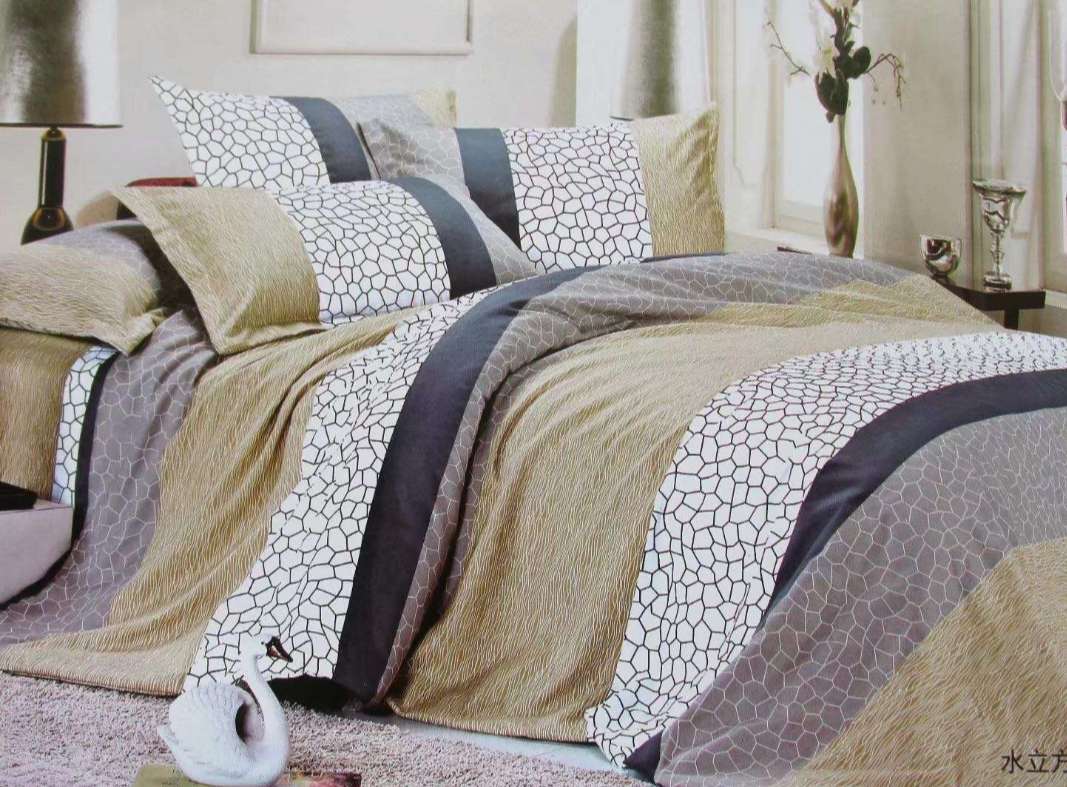 80g新款四件套外贸批发 水立方