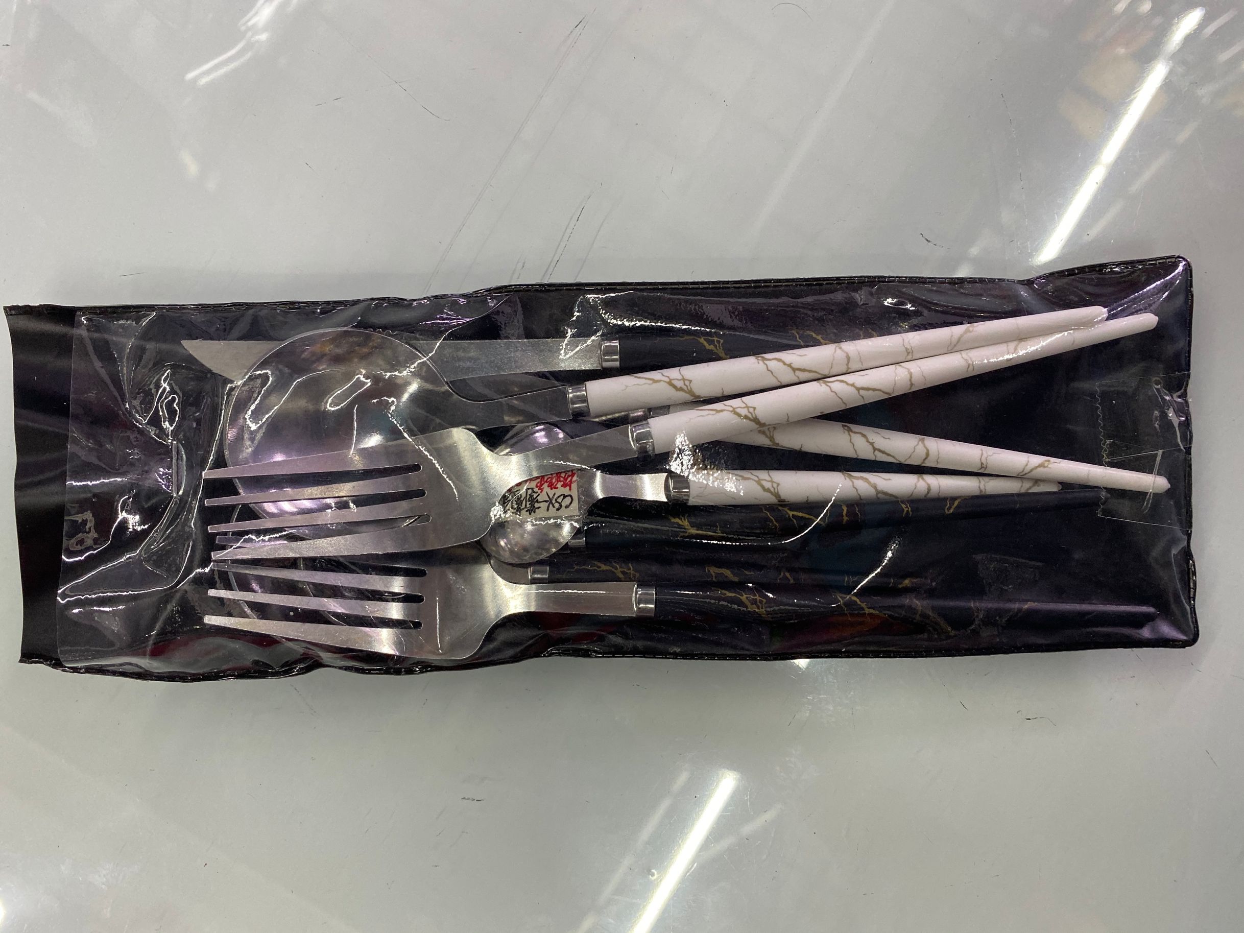 Portuguese plastic handle 4PC thumbnail