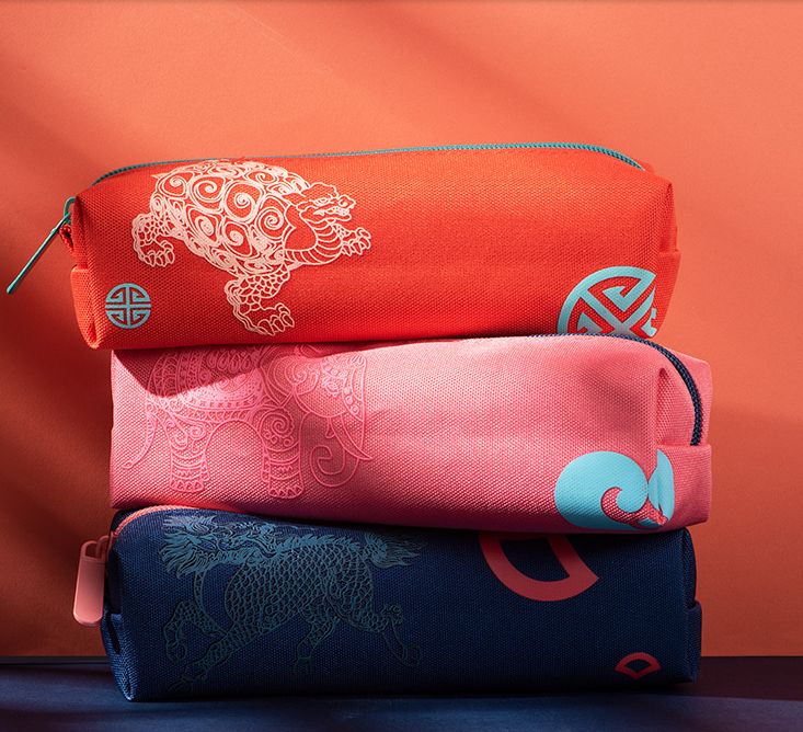 Primary school supplies large capacity Oxford cloth bag office bag Creative gifts Creative gifts New products