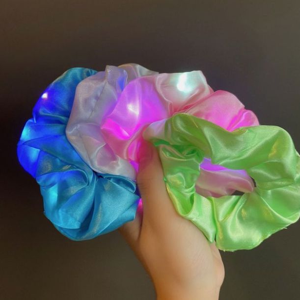 LED illuminated large intestine hair band headband, female Internet celebrity Instagram dancing magic equipment, hair band, hair tie, rubber band, luminous headwear Specification image