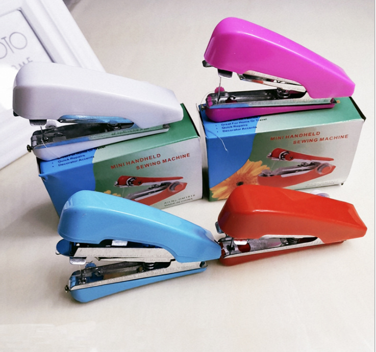 Manual sewing machine, portable small pocket sewing machine, mini household sewing machine detail image 1