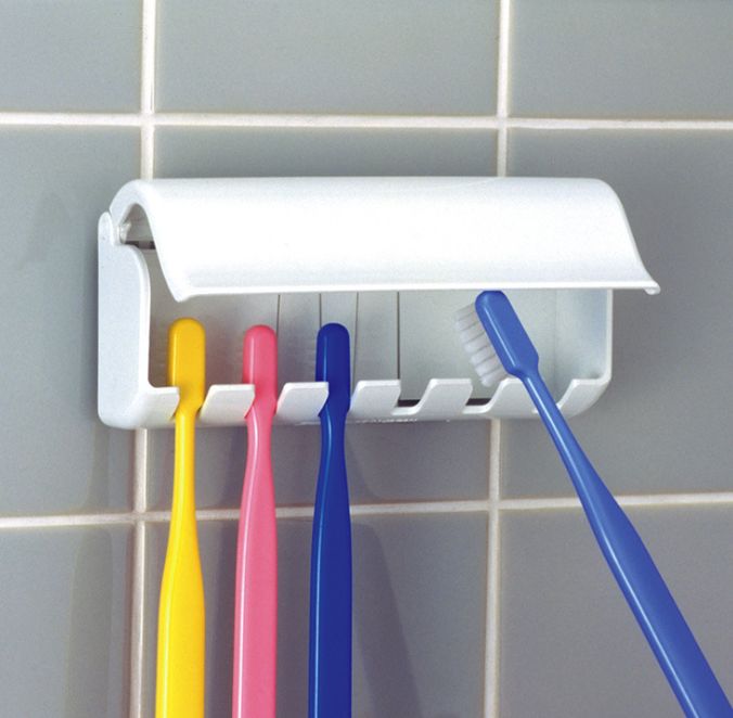 Dustproof toothbrush holder hanger Creative wall hanging toothbrush case Bathroom nail holder toiletries storage case