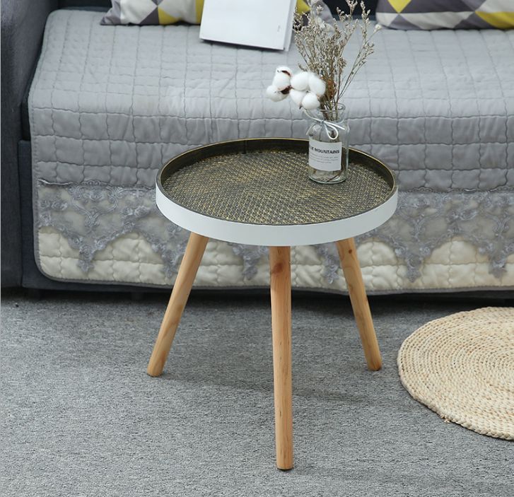 Retro carved coffee table, small round table, creative homestay, bay window coffee table, bedroom, home balcony small round table details Picture