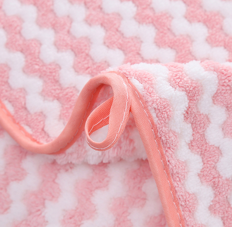 Sanjun Coral Fleece Teak towels are soft, absorbent and made of fine fiber for children and adults. Customized face towels detail image 8