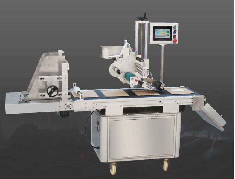 Attaching machine automatic paging plane attaching express package labeling mechanical and electrical business special attaching single artefact carton labeling bar code express single baler sealing machine assembly line packaging machinery