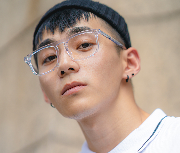 New Korean-style fashionable large-frame transparent flat light glasses for cross-border street photography, the same slimming glasses frame as the popular ones detail image 2