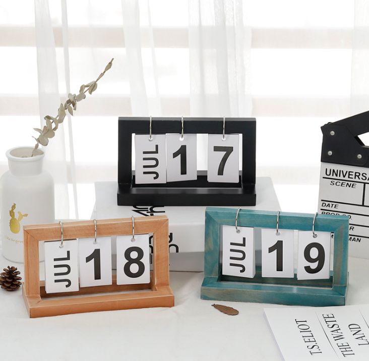 Creative simple wooden INS page turning calendar desk calendar desk office decoration Nordic small furniture study furnishings
