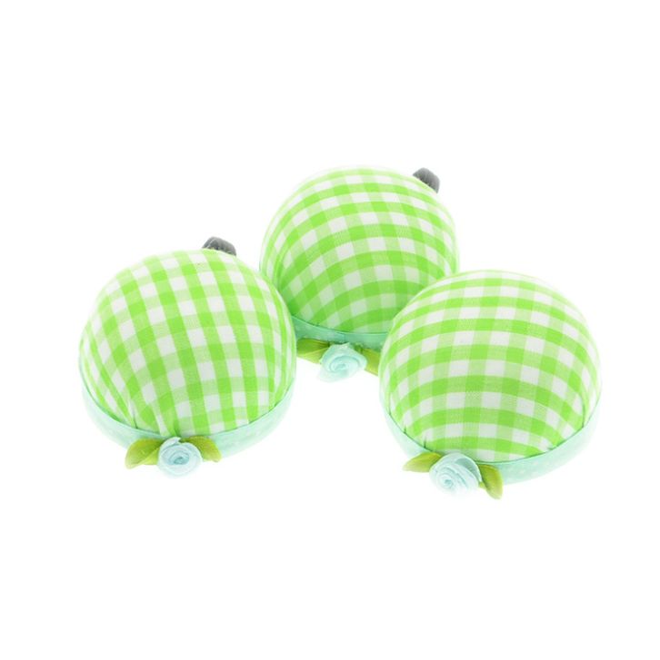 A portable wrist DIY tomato needle inserter with checkered cloth for manual needle insertion details Picture