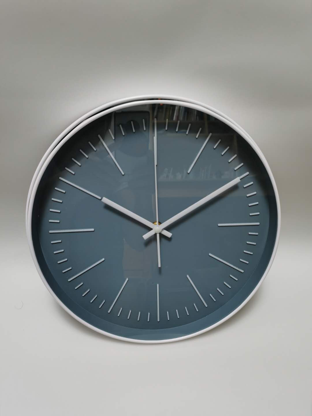 25cm北欧创意钟表简约现代立体数字时钟静音客厅卧室挂表装饰钟表时尚挂钟详情图2