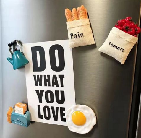 Simulated food toys, fridge magnets, creative 3D stereoscopic bread, egg box, frying pan, magnet, mobile phone, cake