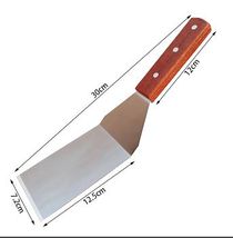 Wooden handle frying spatula Baking spatula