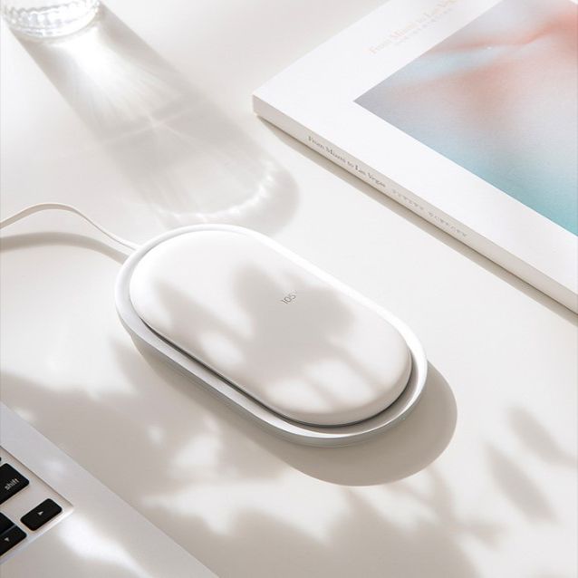 One wireless charge + power bank