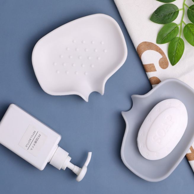 Diversion soap box drain silica gel soap box household bathroom washing table non-slip simple drain soap tray wholesale