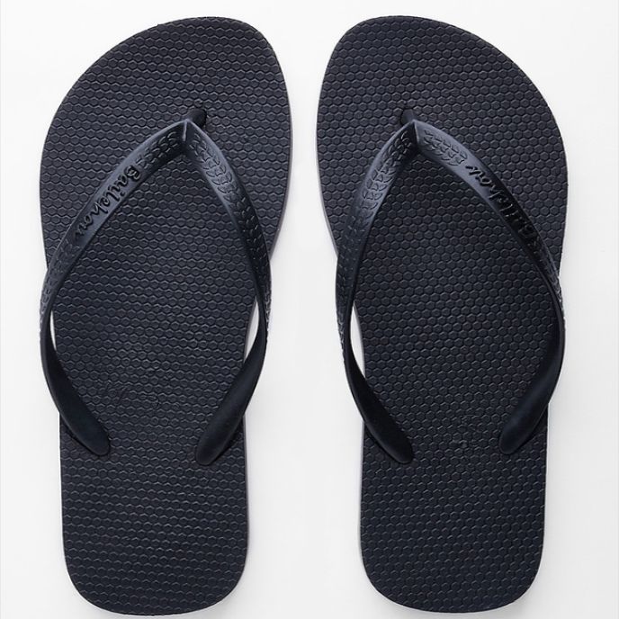 2020 new PVC flip-flops, anti-slip flat bottom women's cool slippers, factory direct sales and wholesale, full discount Application Scenario