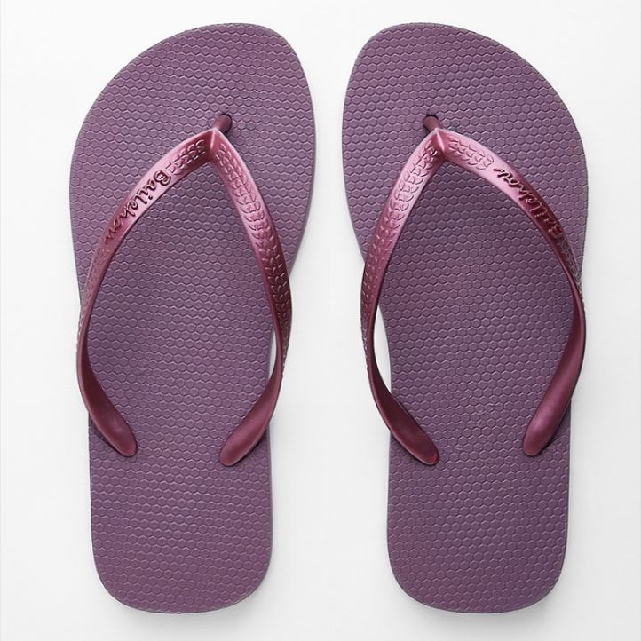 2020 new PVC flip-flops, anti-slip flat bottom women's cool slippers, factory direct sales and wholesale, full discount