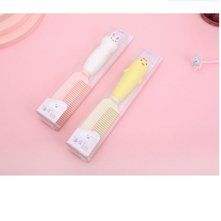 Cartoon three-dimensional handle hair comb, foam rubber pressure-relieving hair straightening comb, portable plastic comb for students and women at home details Picture