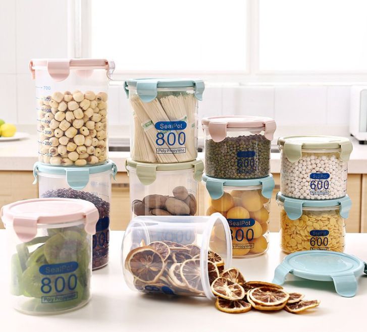 Direct sales kitchen transparent snack storage box, plastic five-grain storage can, food sealed can, 800ml Application Scenario