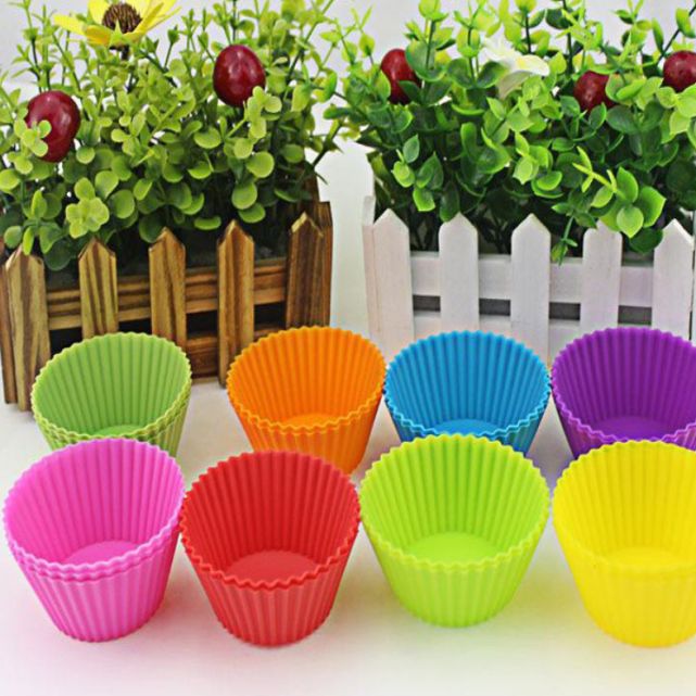 Silicone muffin cups