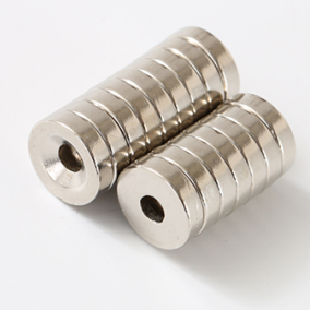 厂家直销钕铁硼强磁圆环沉孔弹弓配件磁铁10*3mm12*3mm15*3mm18*3mm18*4mm20*3mm25*5m