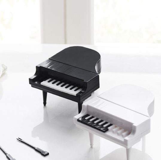 Piano fruit fork Creative fruit sign eating fruit fork