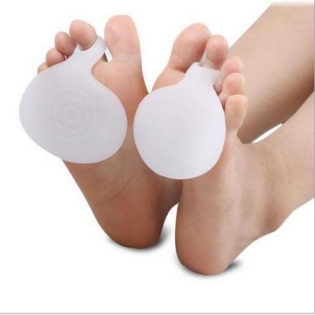 Heel spur shock absorbing protective pad for men and women