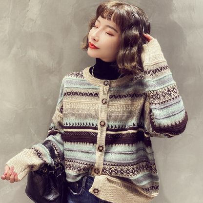 Retro ethnic style geometric diamond sweater lady