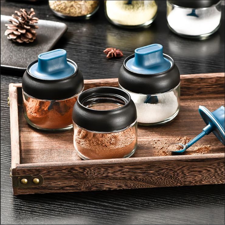 Airo PLUS spice bottle