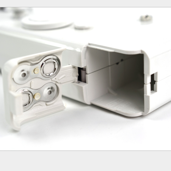 Handheld electric sewing machine, handheld portable multi-functional sewing machine, mini sewing machine detail image 3