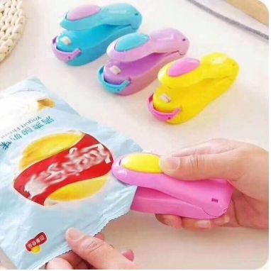 Fresh-keeping mini sealing heat seal sealing machine Household food machine Small sealing machine hand pressure snack plastic bag