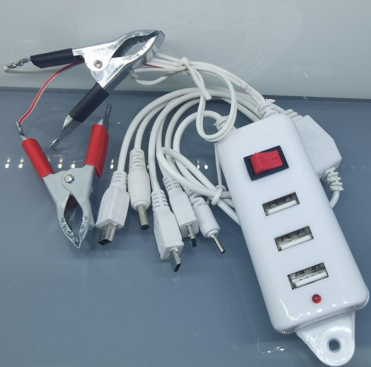 3USB带开关夹子车载充电器详情图3