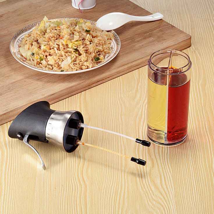 Oil and vinegar kitchen spray bottle