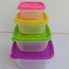4件套塑料保鲜盒方形带盖冰箱透明厨房彩虹保鲜盒 水果盒 收纳盒