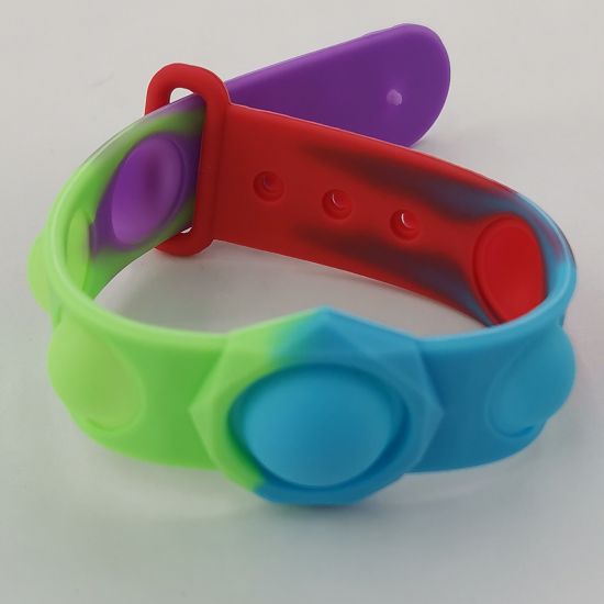 硅胶彩色手环儿童玩具时尚趣味玩具彩色表带手表表环柔软可拉伸图