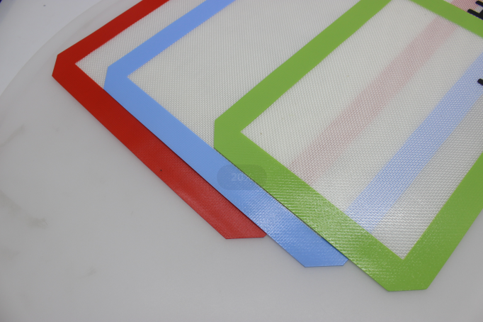 Thickened baking MATS, placemats, and rolling dough MATS detail image 2