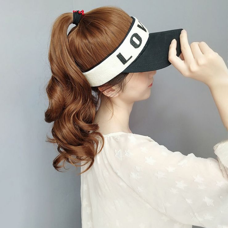 The new sun hat, ponytail one-piece set, sporty sun, fashionable duck tongue, is a trendy Internet celebrity