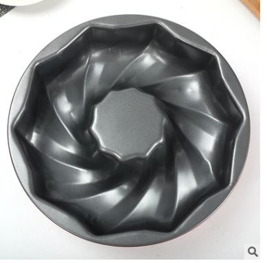 Creative baking tools for lace pumpkin molds detail image 3