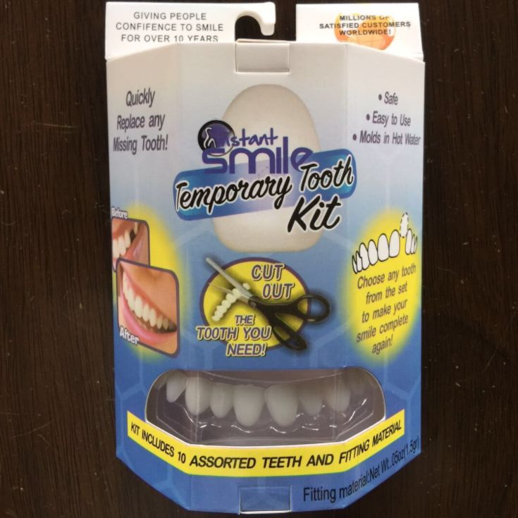 New silicone artificial tooth braces