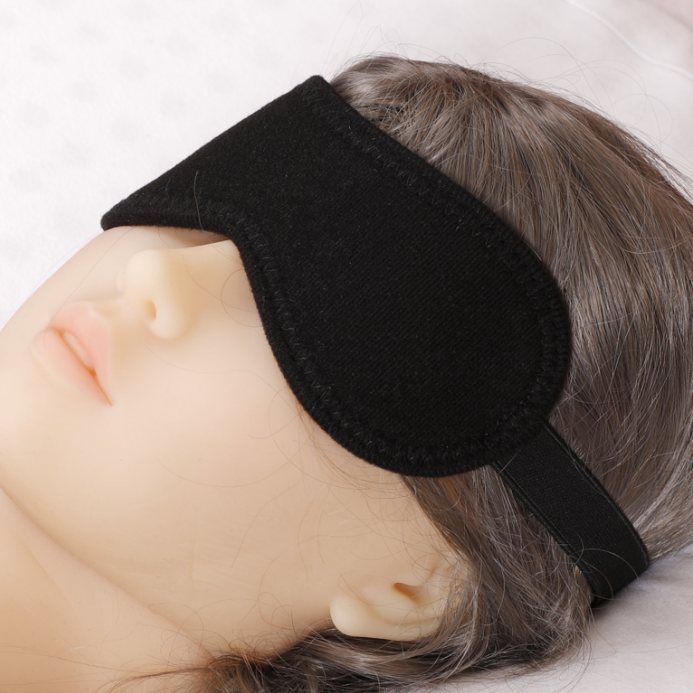 Black silk thickened eye mask detail image 1