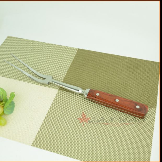 不锈钢分肉叉木柄.