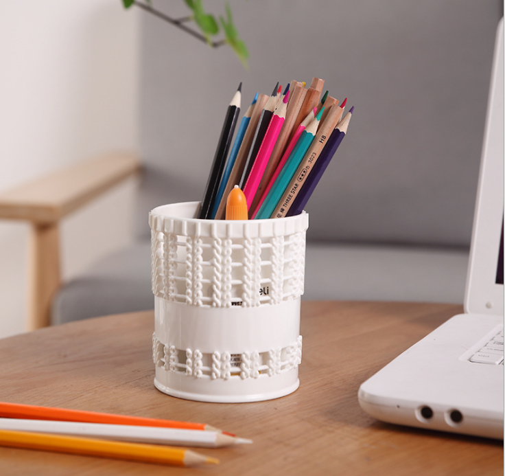 Multi-functional and simple pen holder detail image 1